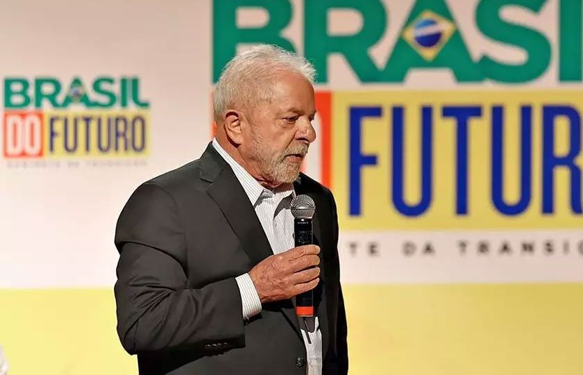 Lula confirma mudança no Ensino Médio, modernizado por Temer